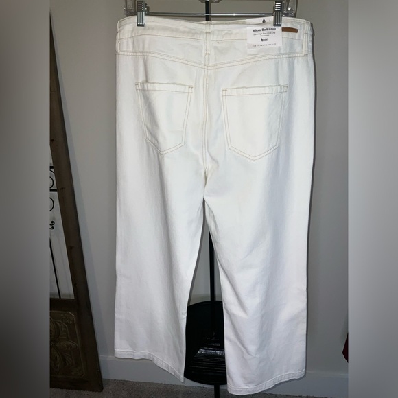 Sanctuary Micro Belt Crop in Powdered Sugar color - NWT - size 32 (14) - Picture 9 of 10